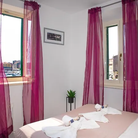 Riva Apartment *
