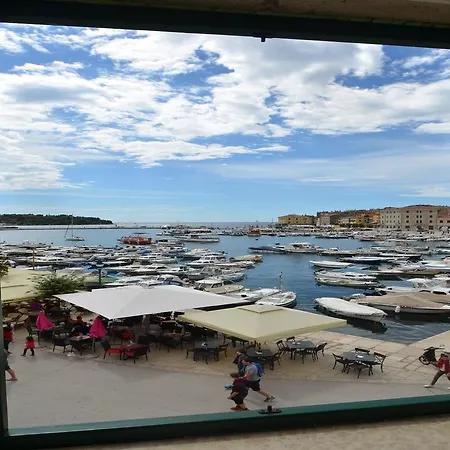 Riva Daire Rovinj